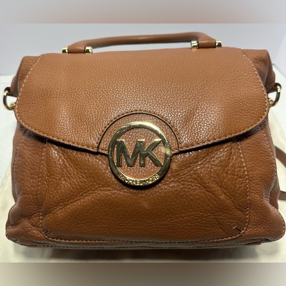Michael Kors satchel bag in a brown pebbled leather finish - Picture 6 of 8